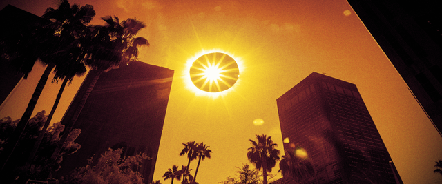 user_10/shots-from-christopher-nolans-upcoming-film-the-last-solar-v0-3lcic0616dpc1_3f070891-846.png