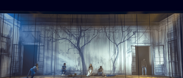 user_10/the-walking-dead-on-broadway-v0-7ii2tl6myggc1_866140a9-0312-4e40-a808-60106a87a189.png